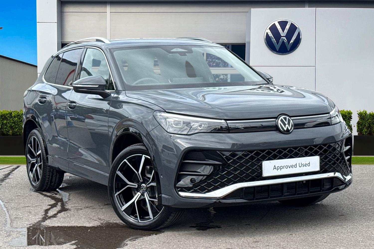 Main listing image - Volkswagen Tiguan