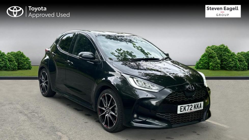 Main listing image - Toyota Yaris