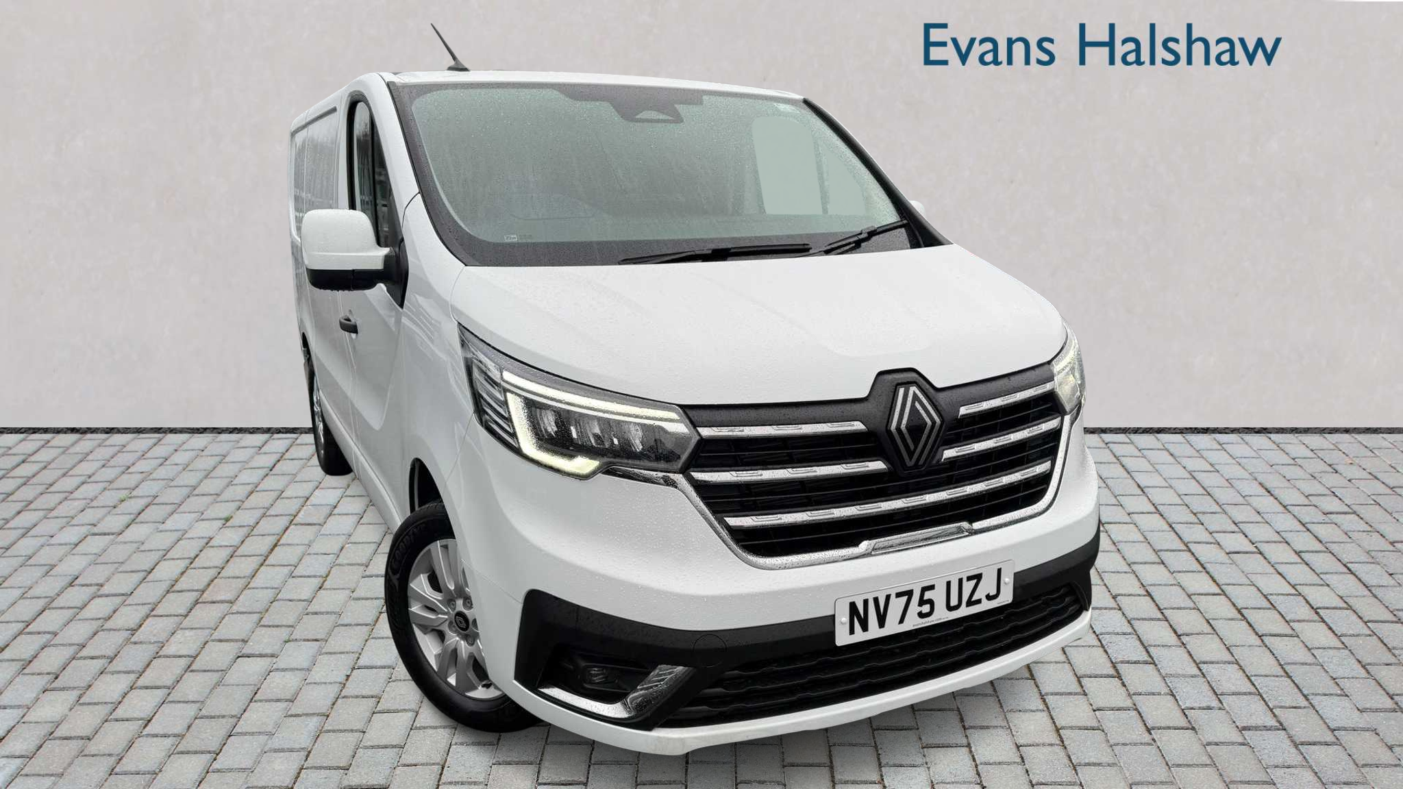 Main listing image - Renault Trafic