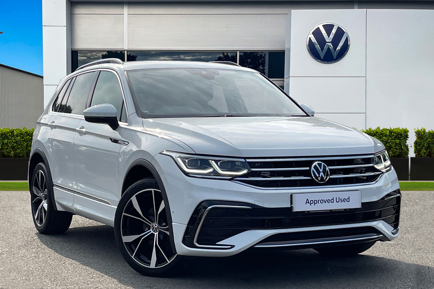 Main listing image - Volkswagen Tiguan