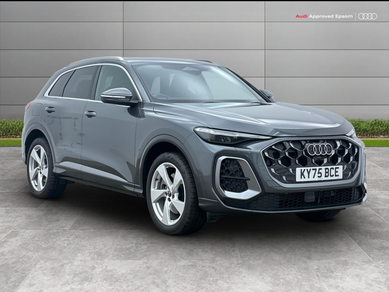 Main listing image - Audi Q5