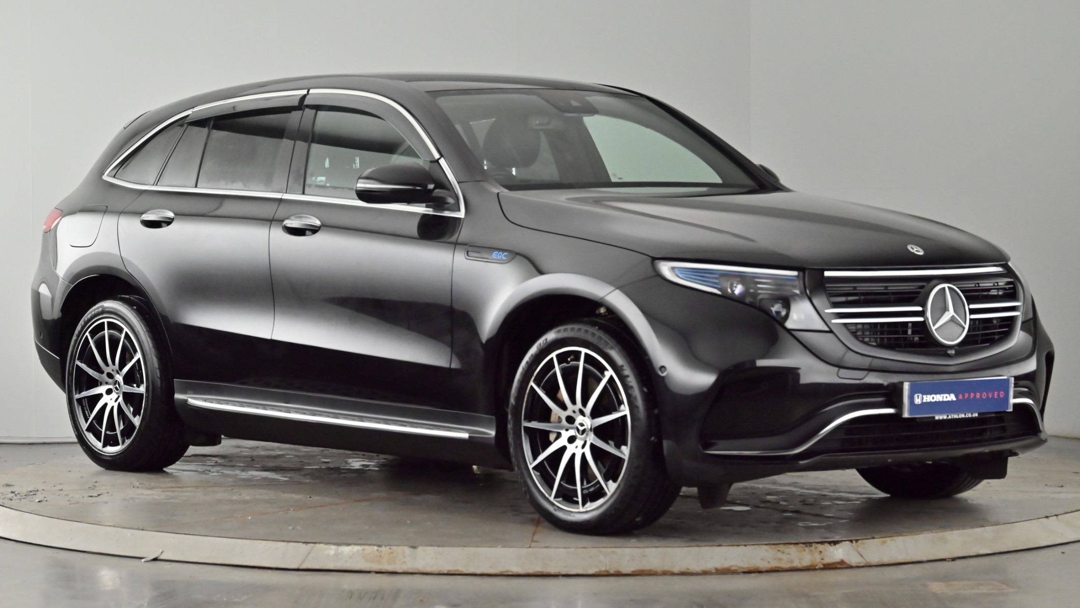 Main listing image - Mercedes-Benz EQC