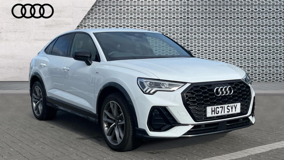 Main listing image - Audi Q3