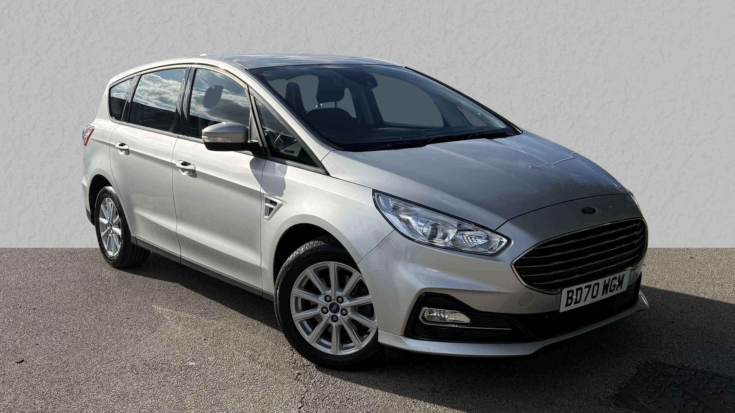 Main listing image - Ford S-MAX