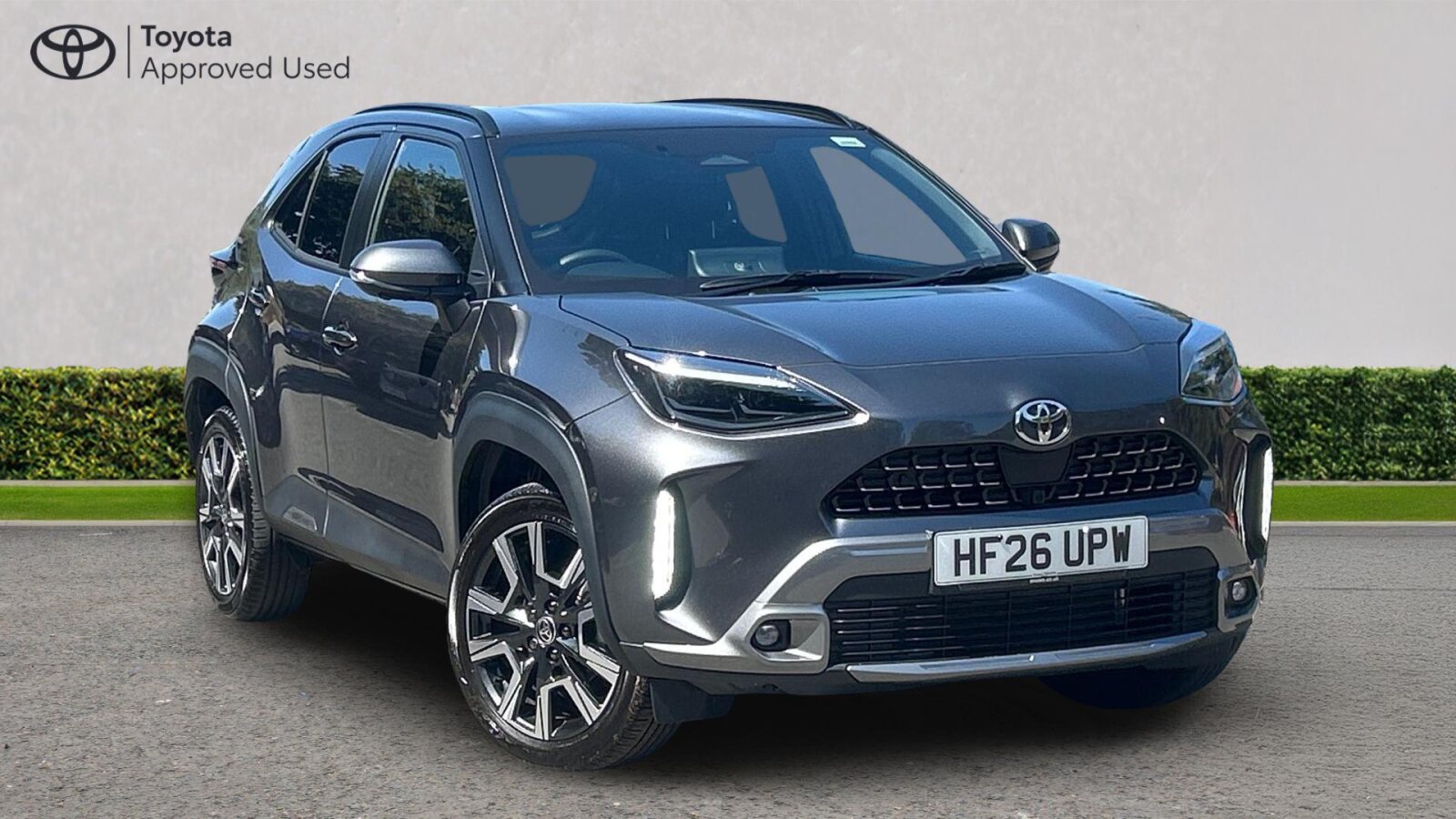 Main listing image - Toyota Yaris Cross
