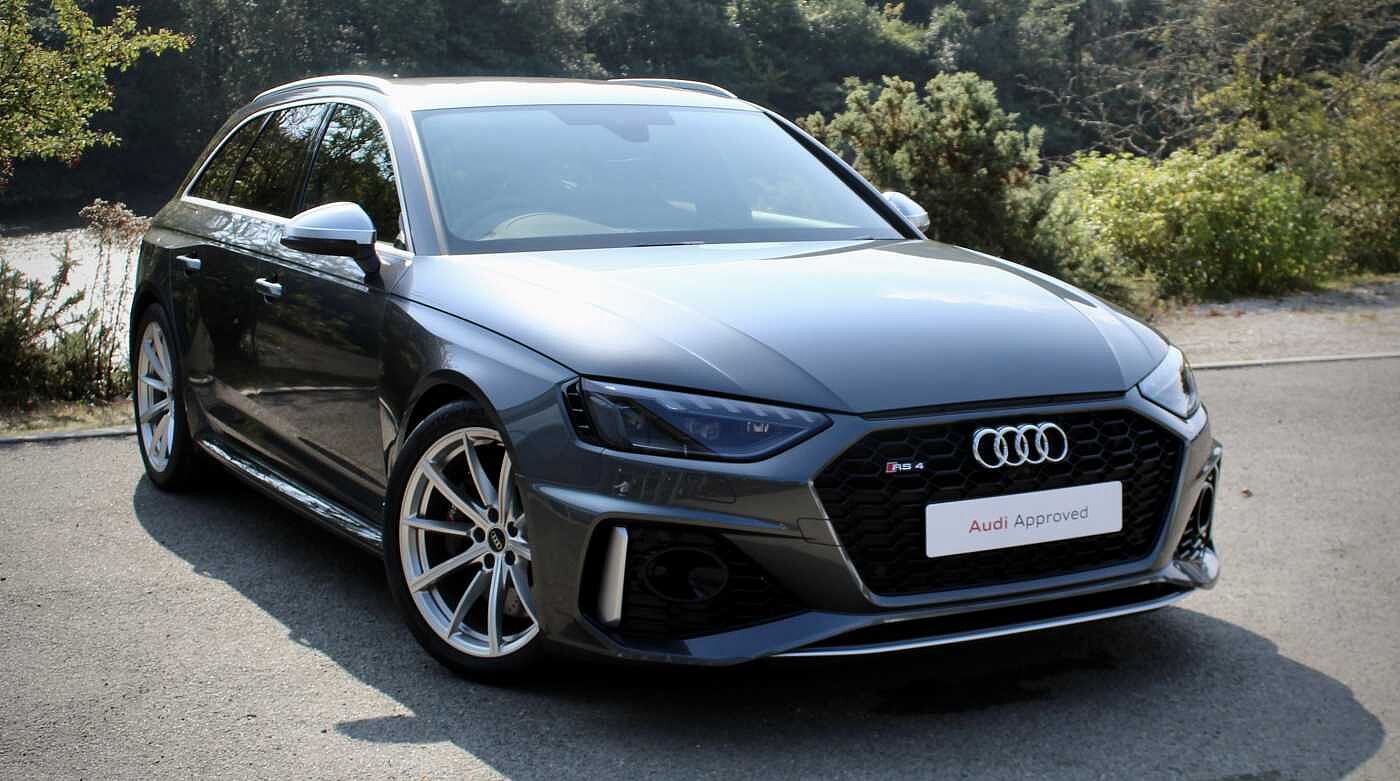 Main listing image - Audi RS4