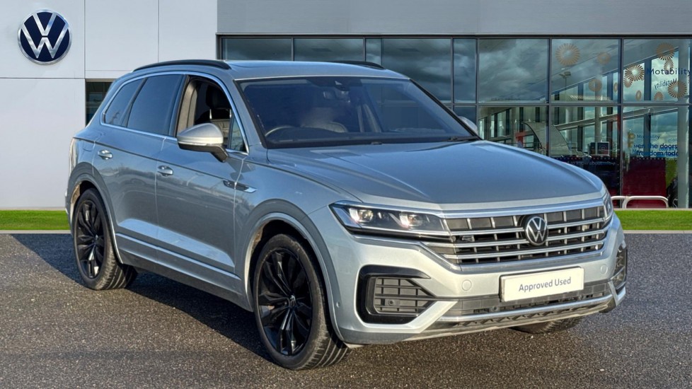 Main listing image - Volkswagen Touareg