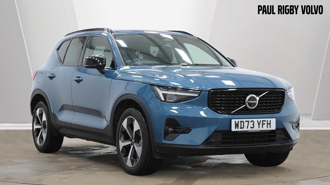 Main listing image - Volvo XC40