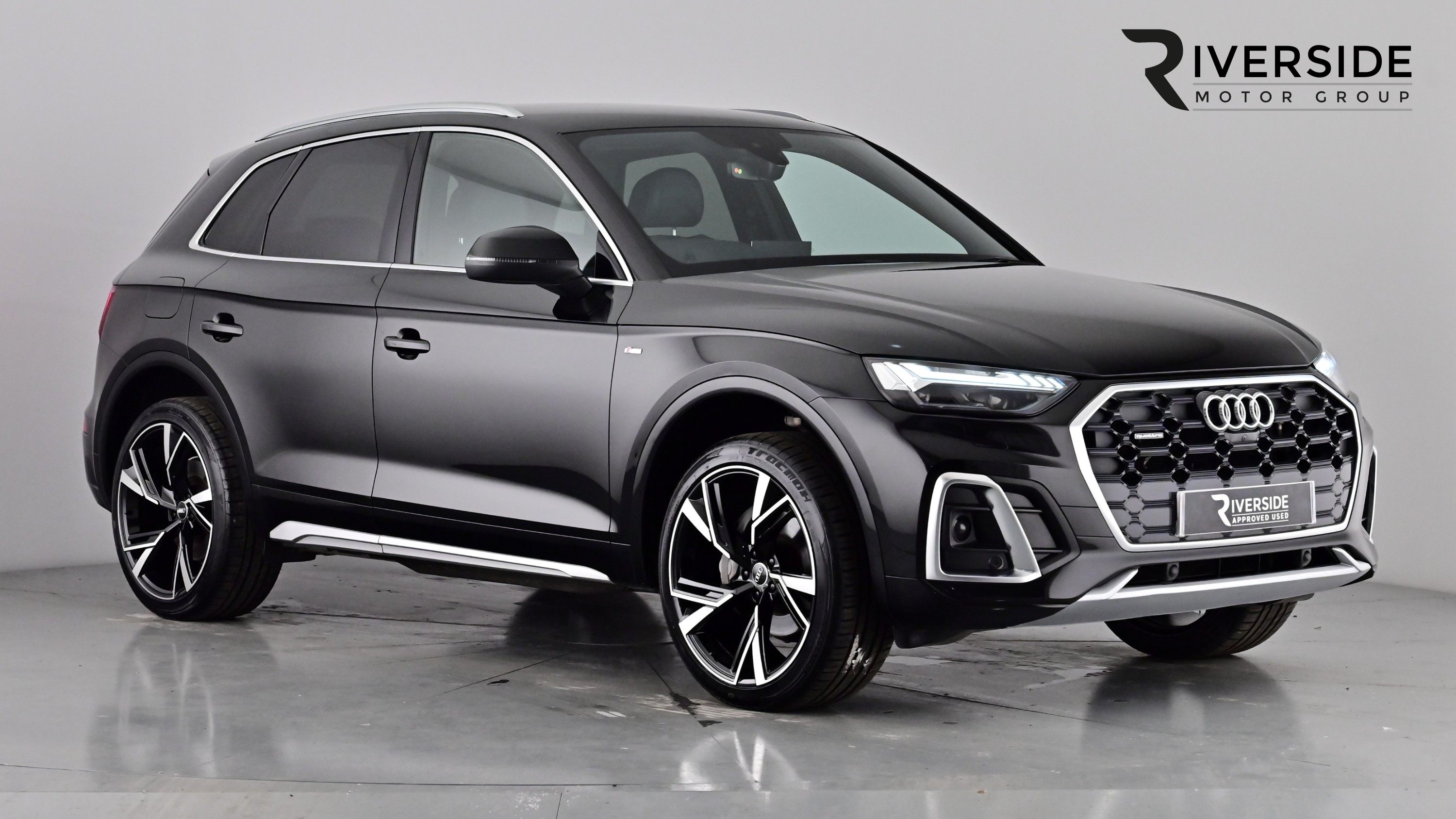 Main listing image - Audi Q5