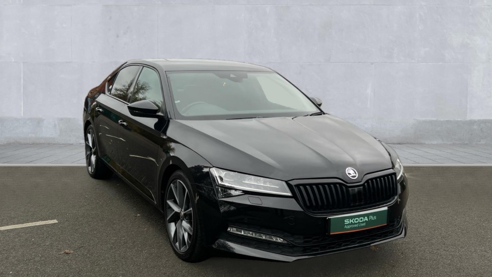 Main listing image - Skoda Superb