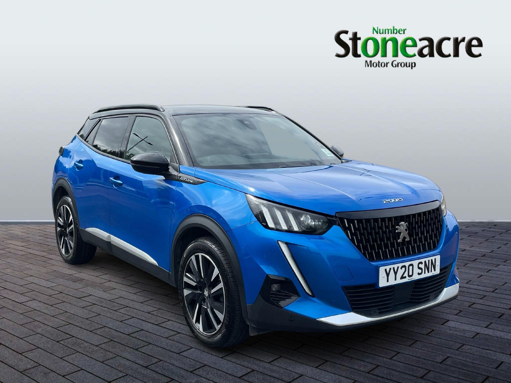 Main listing image - Peugeot 2008