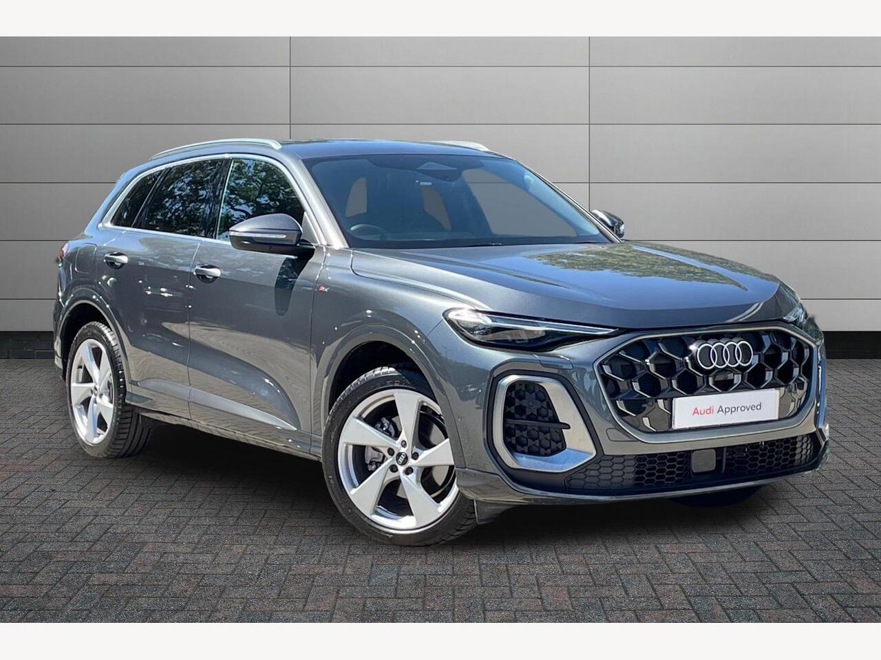 Main listing image - Audi Q5