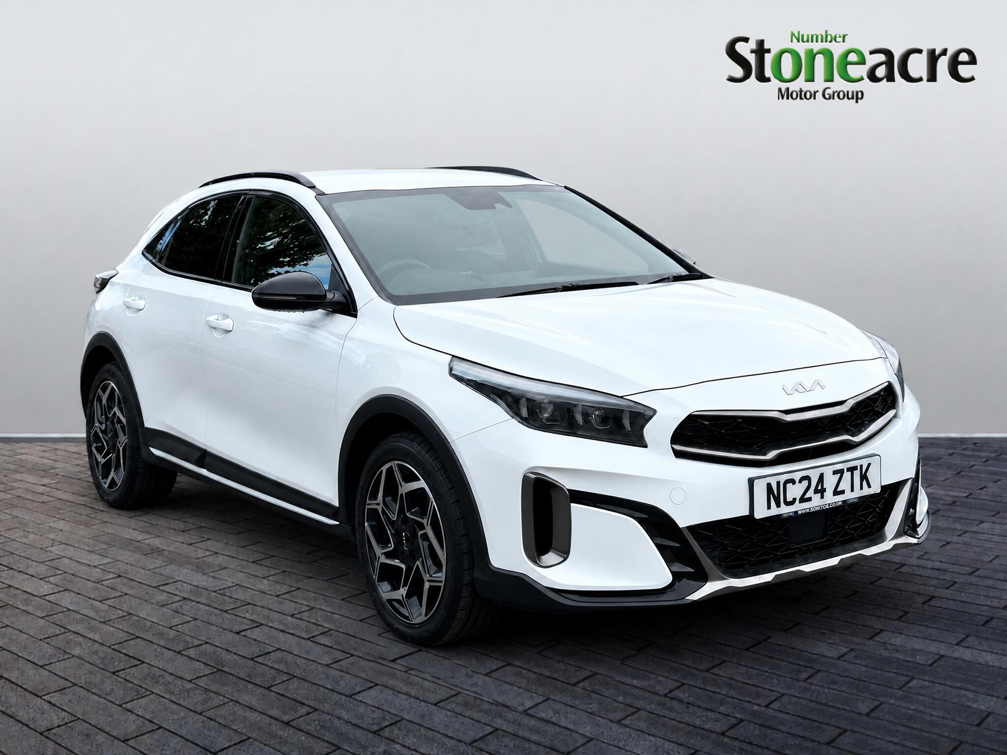 Main listing image - Kia XCeed