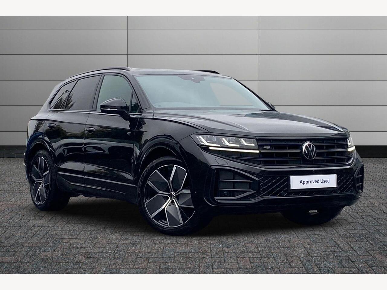 Main listing image - Volkswagen Touareg