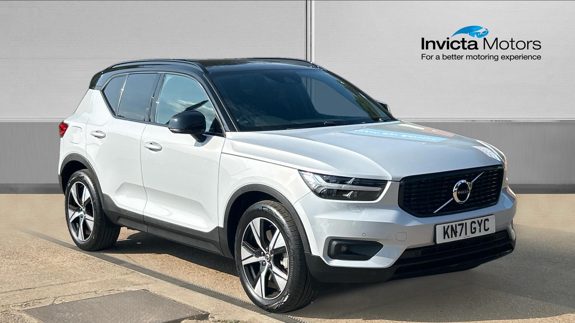 Main listing image - Volvo XC40 Recharge