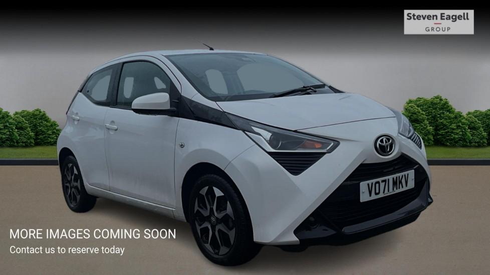 Main listing image - Toyota Aygo