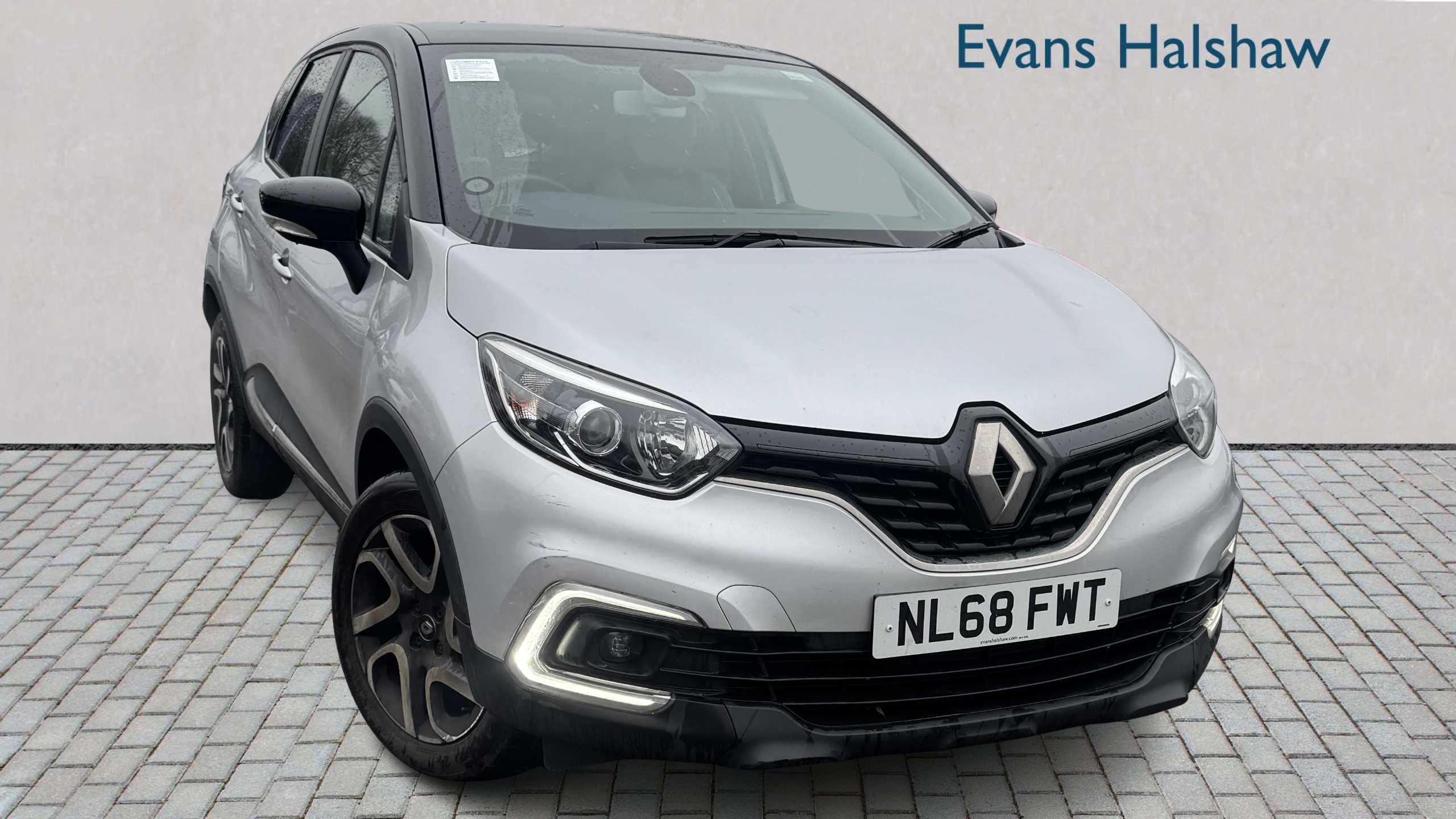 Main listing image - Renault Captur