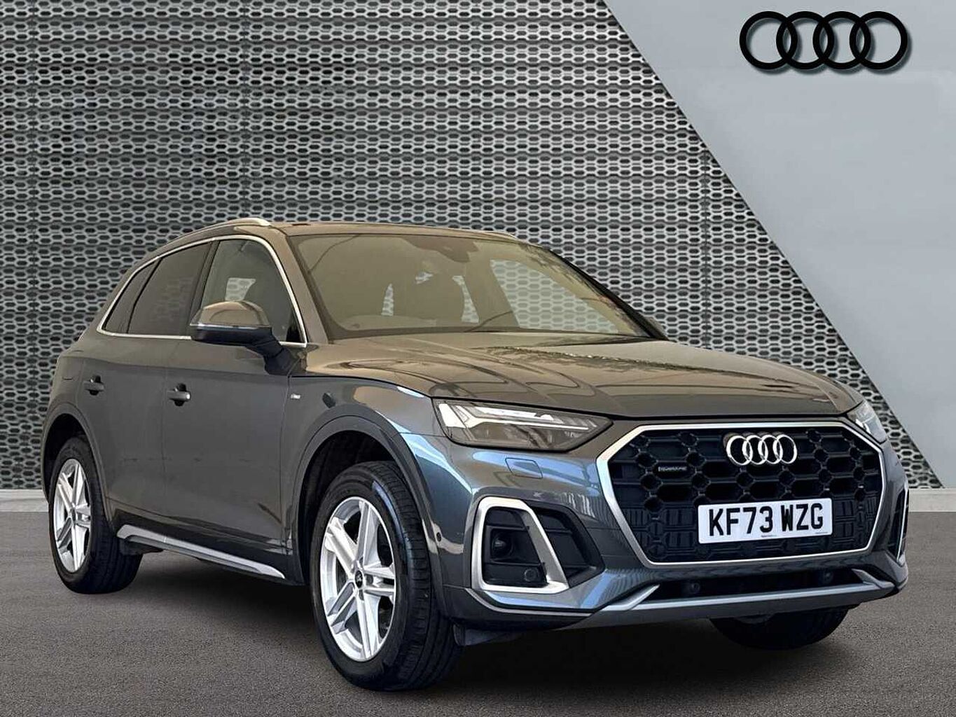 Main listing image - Audi Q5
