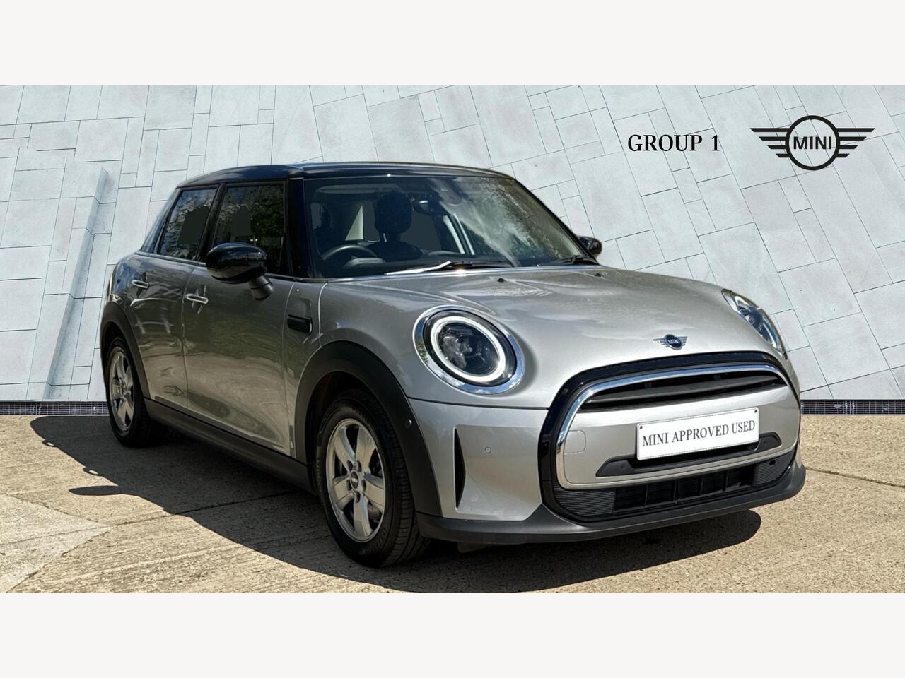 Main listing image - MINI Hatchback 5dr