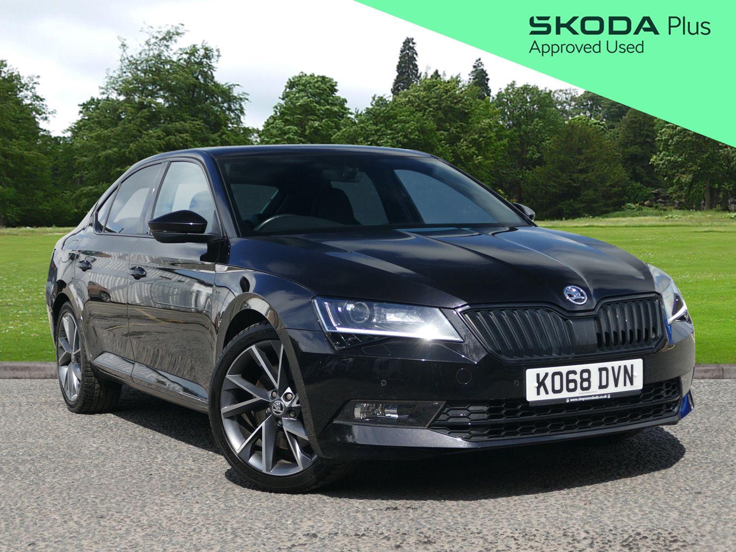 Main listing image - Skoda Superb