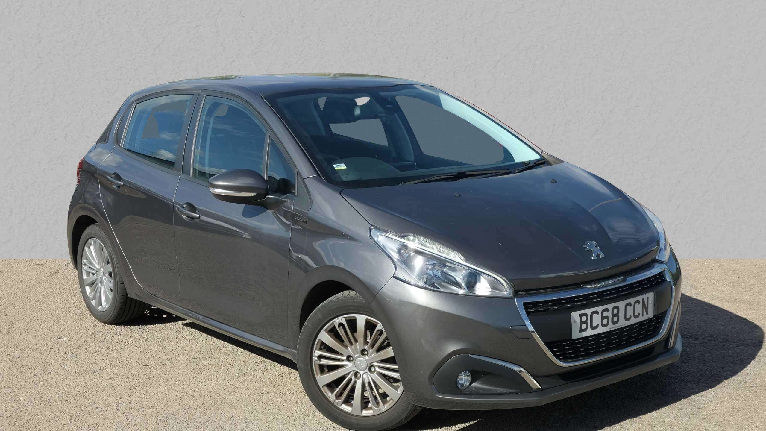 Main listing image - Peugeot 208