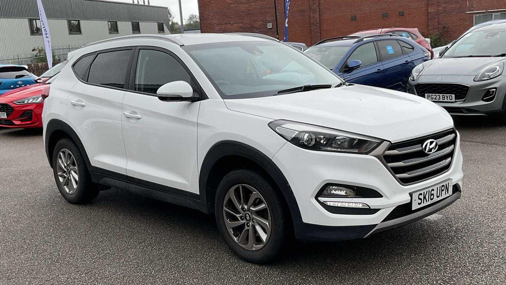Main listing image - Hyundai Tucson