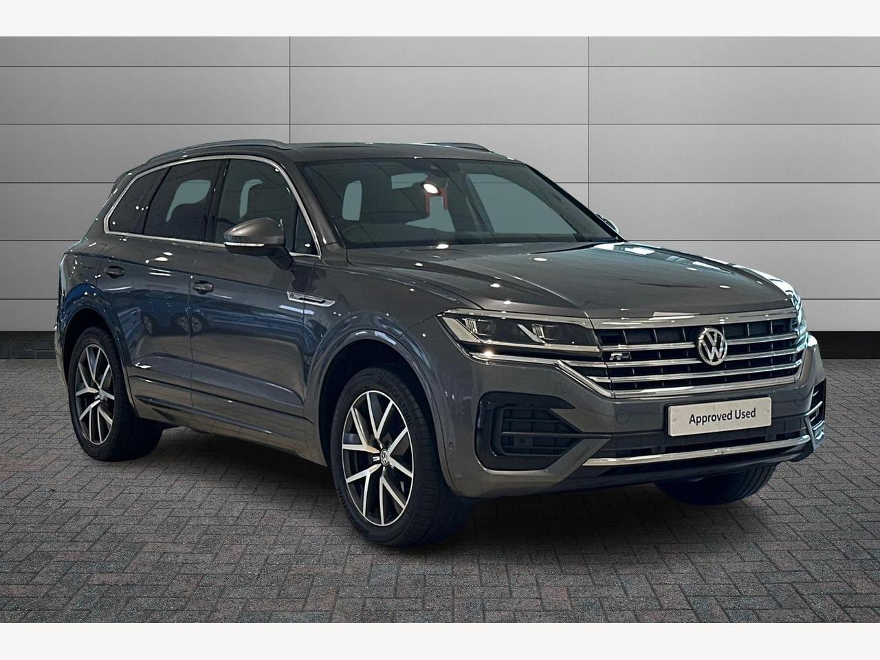 Main listing image - Volkswagen Touareg