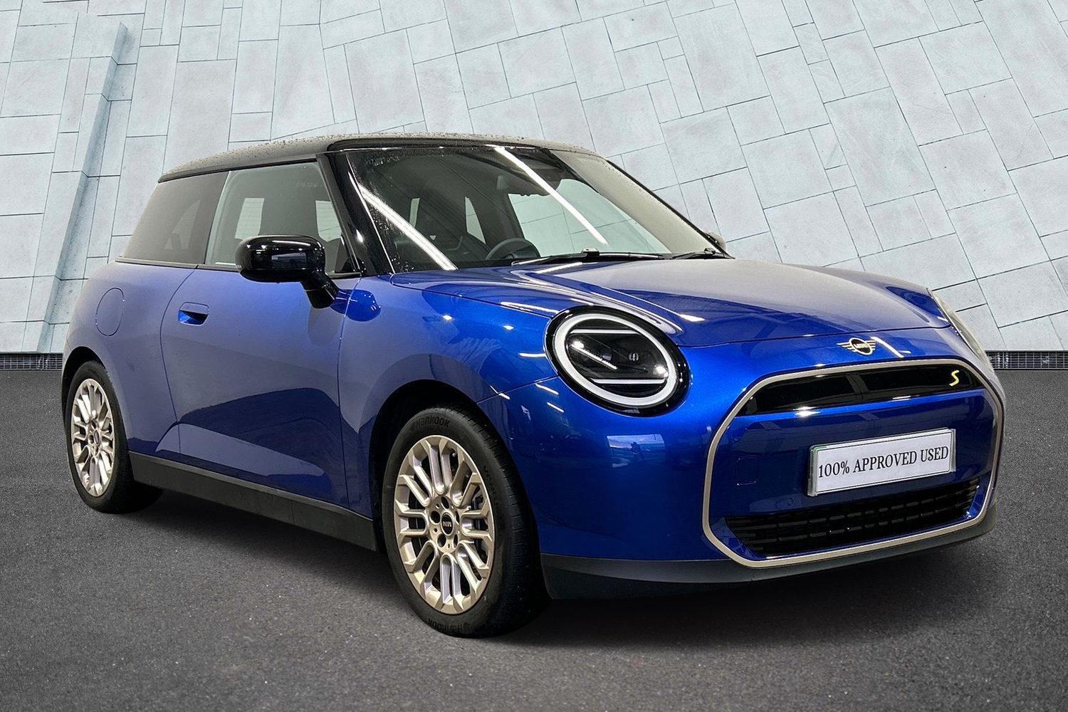 Main listing image - MINI Cooper