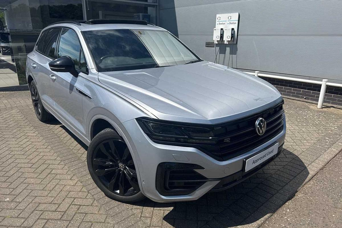 Main listing image - Volkswagen Touareg