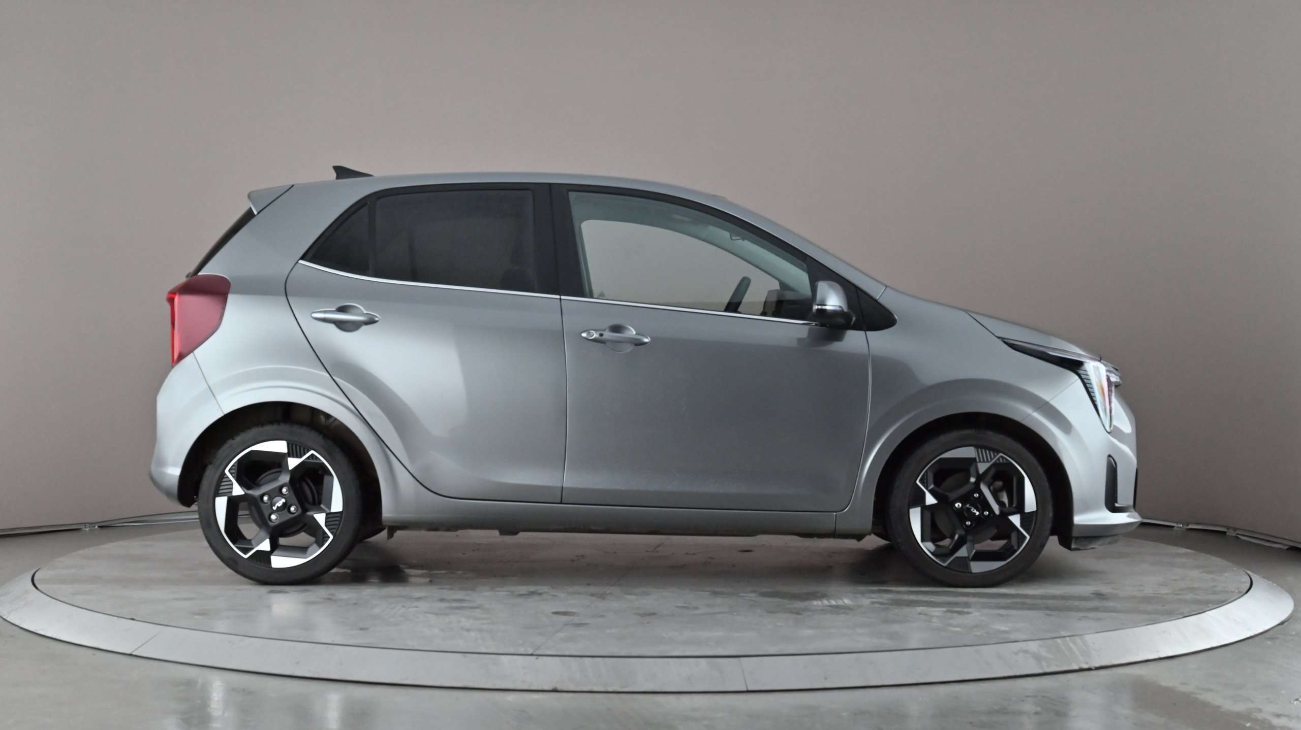 Main listing image - Kia Picanto