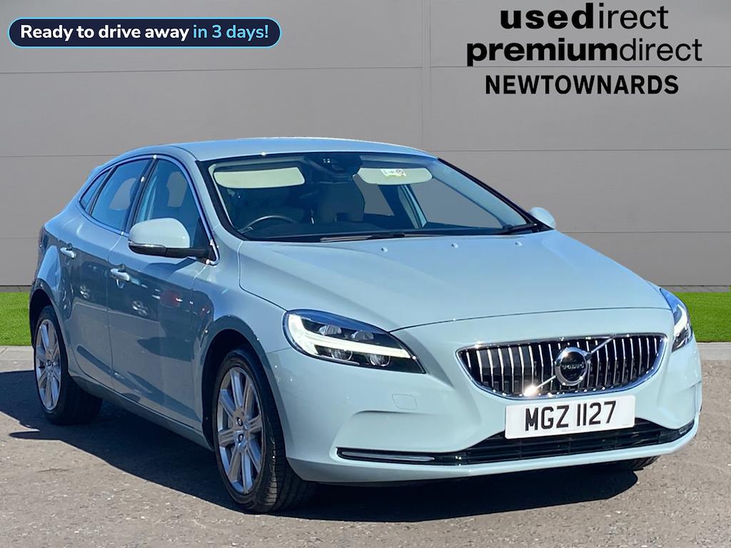 Main listing image - Volvo V40