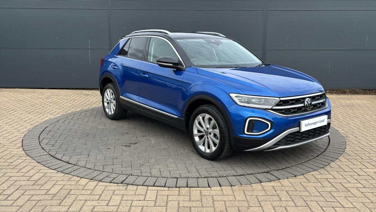 Main listing image - Volkswagen T-Roc