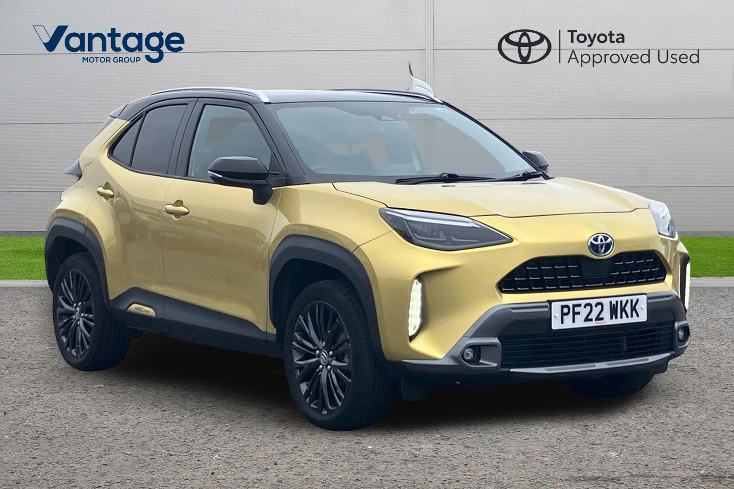 Main listing image - Toyota Yaris Cross