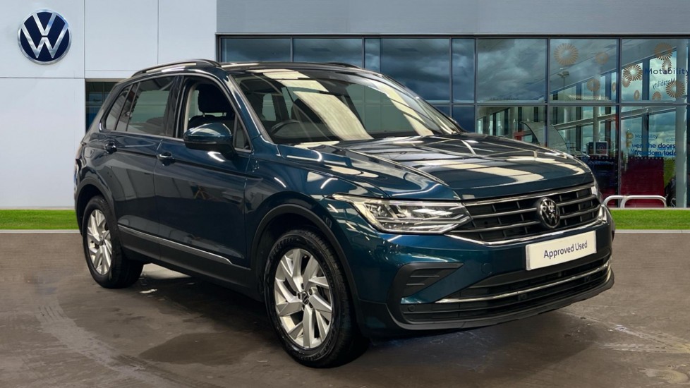 Main listing image - Volkswagen Tiguan