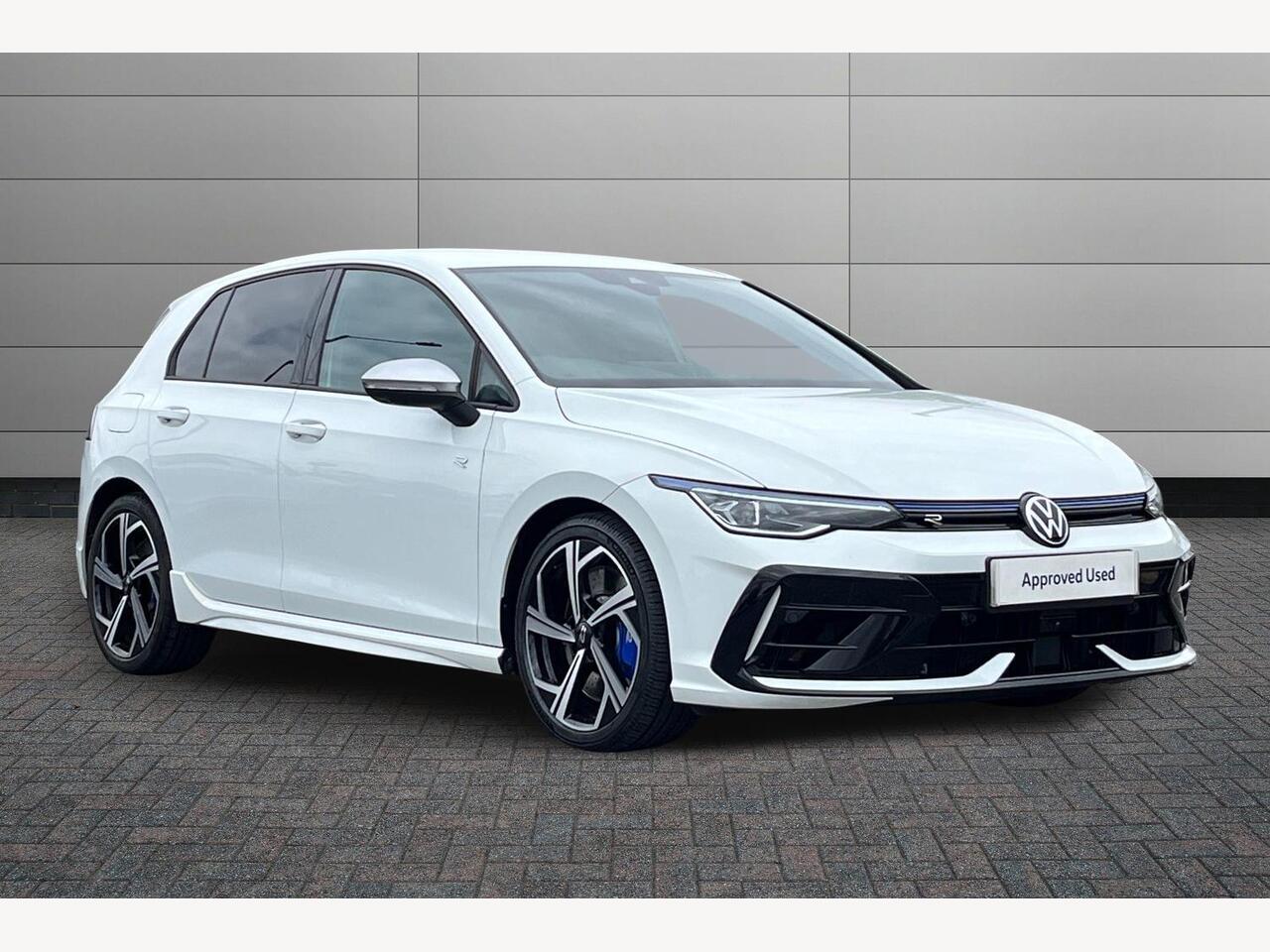 Main listing image - Volkswagen Golf