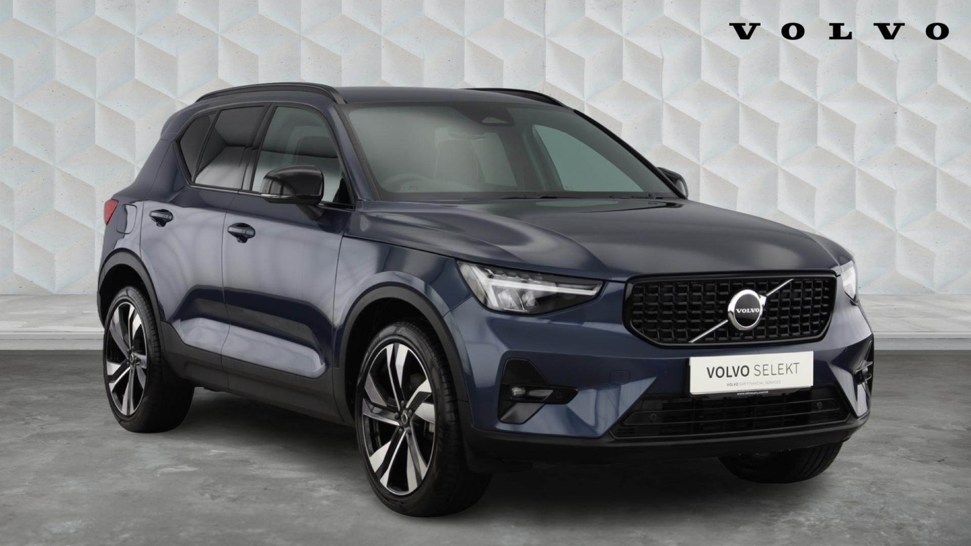 Main listing image - Volvo XC40