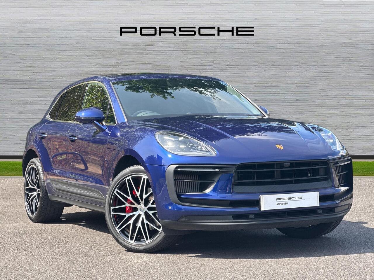 Main listing image - Porsche Macan