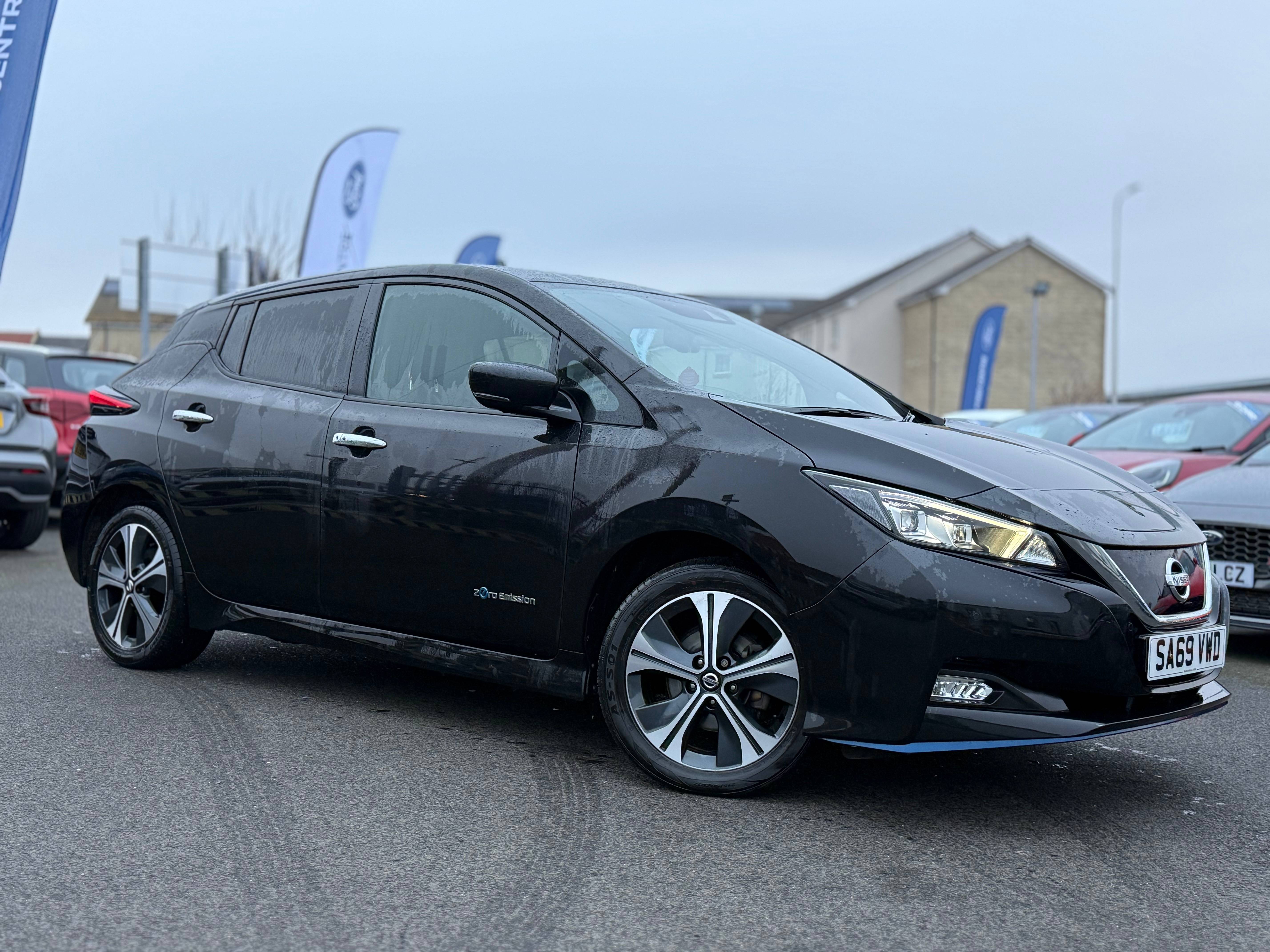 Main listing image - Nissan Leaf