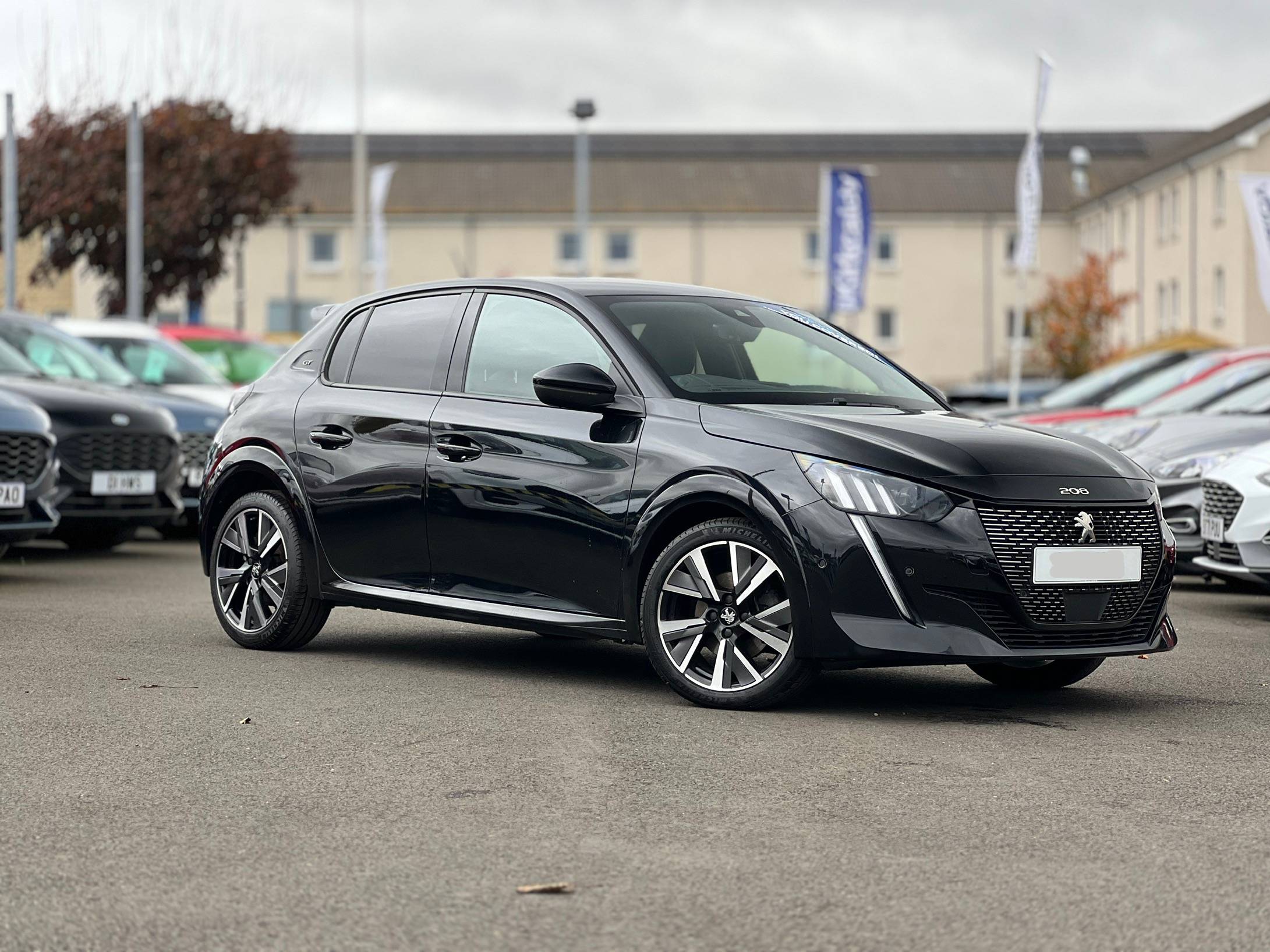 Main listing image - Peugeot 208