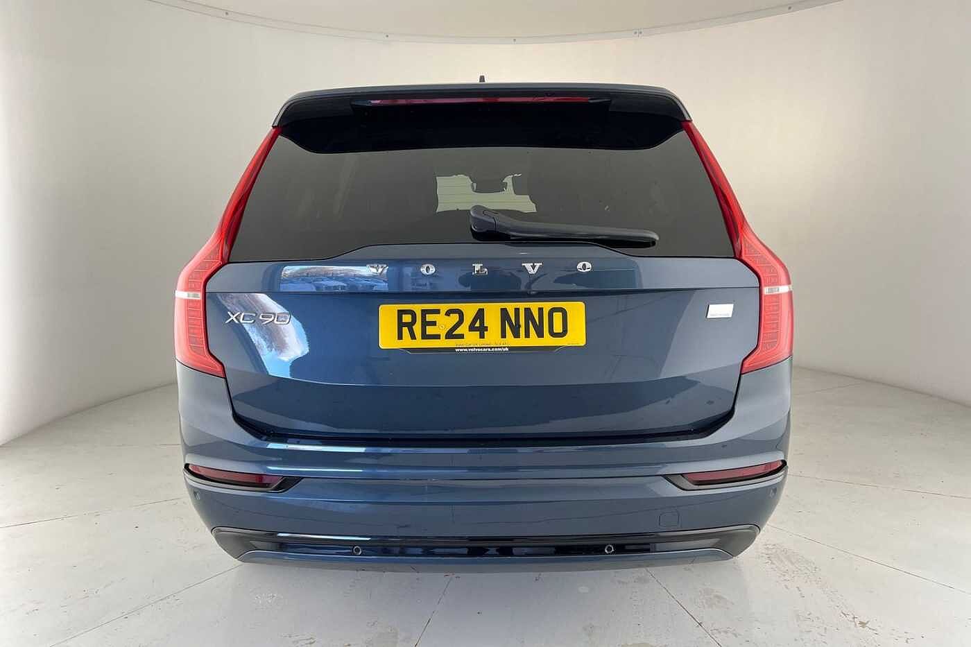 Main listing image - Volvo XC90