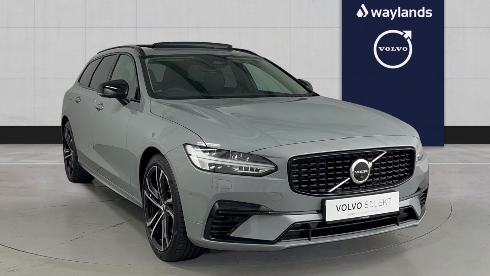 Main listing image - Volvo V90