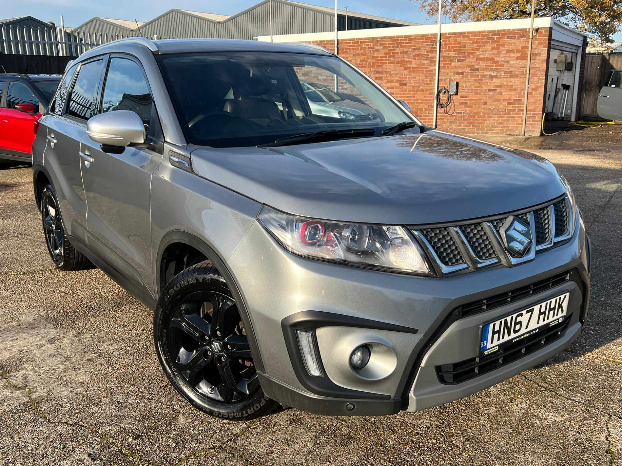Main listing image - Suzuki Vitara