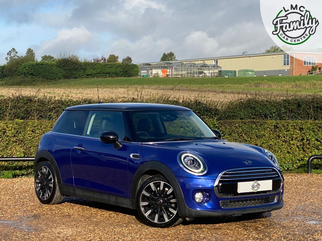 Main listing image - MINI Hatchback