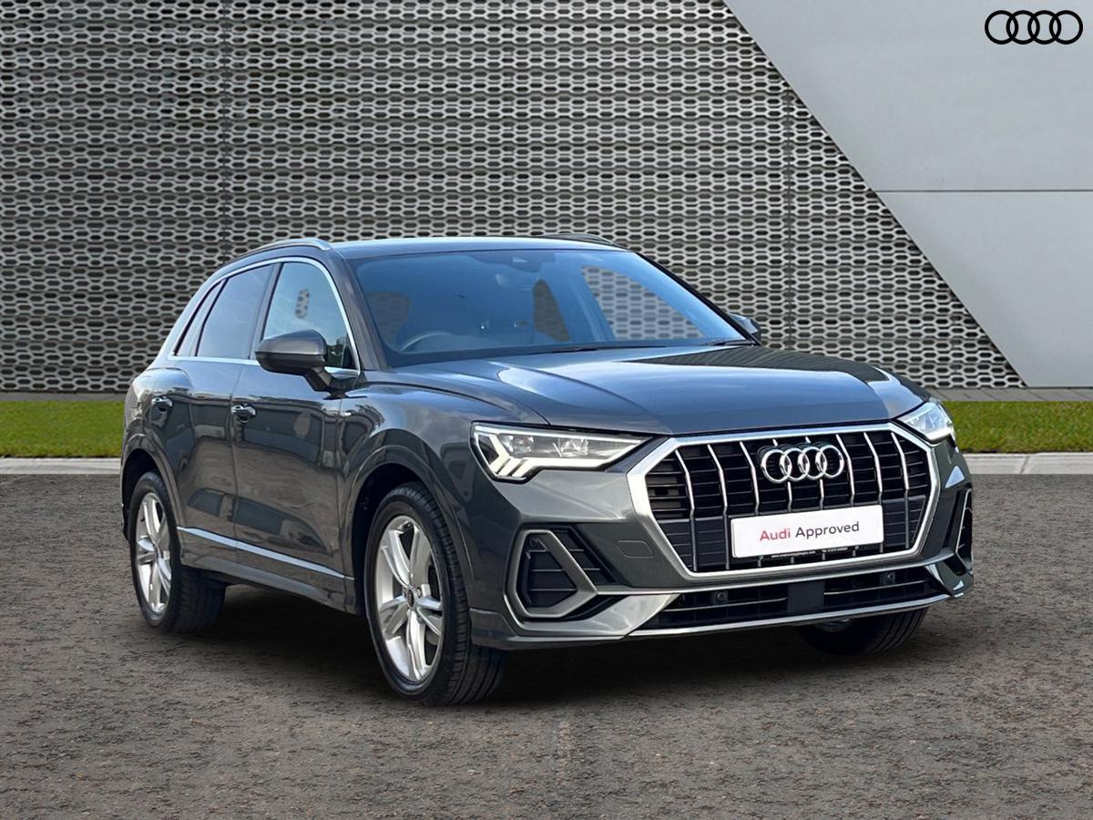 Main listing image - Audi Q3
