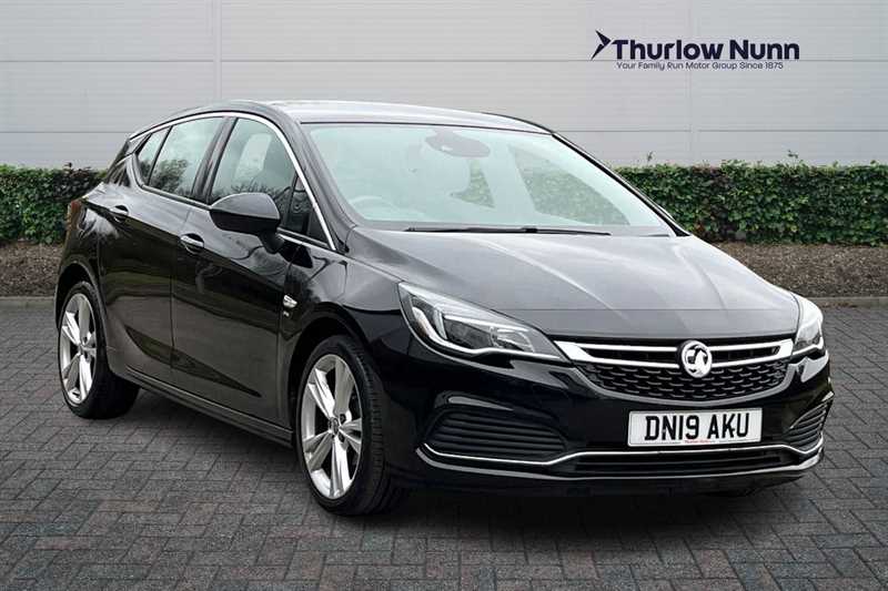 Main listing image - Vauxhall Astra