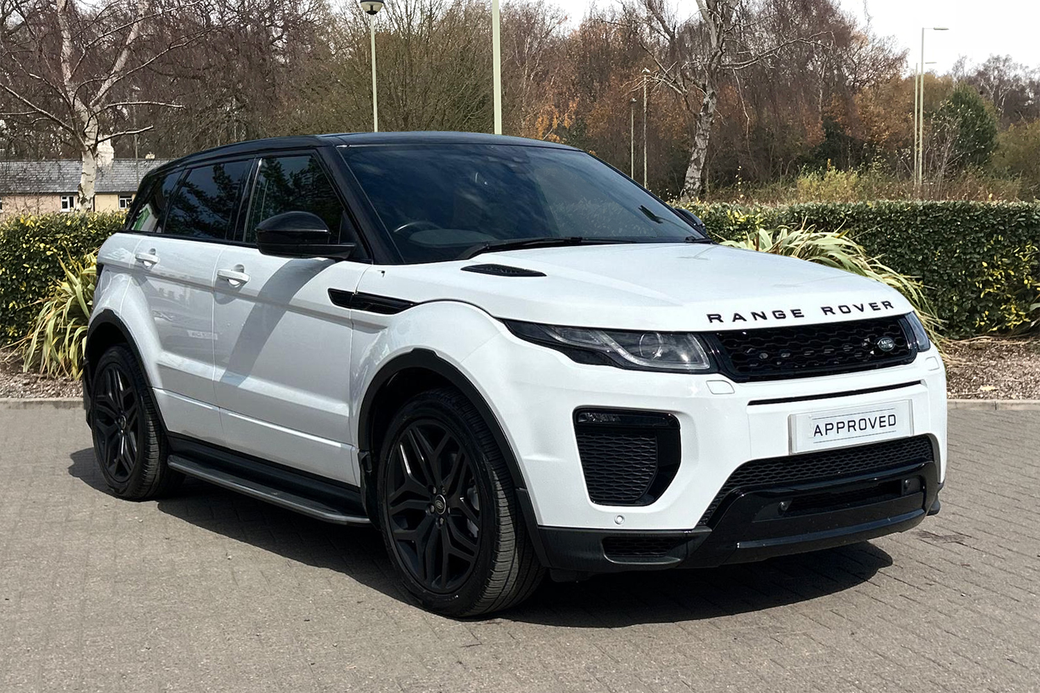 Main listing image - Land Rover Range Rover Evoque