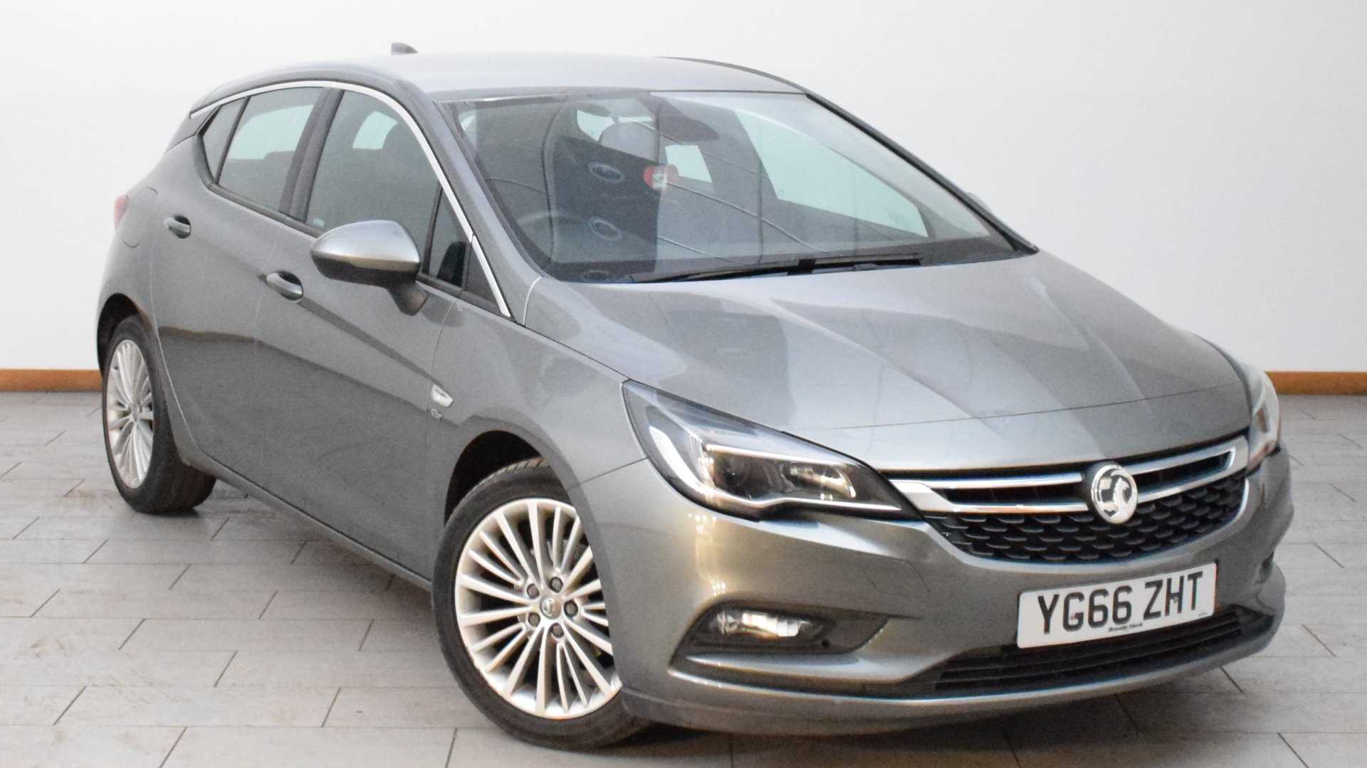 Main listing image - Vauxhall Astra