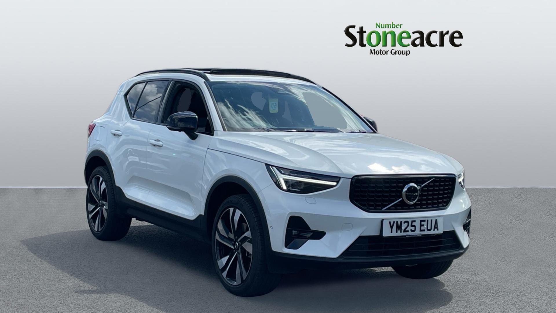 Main listing image - Volvo XC40