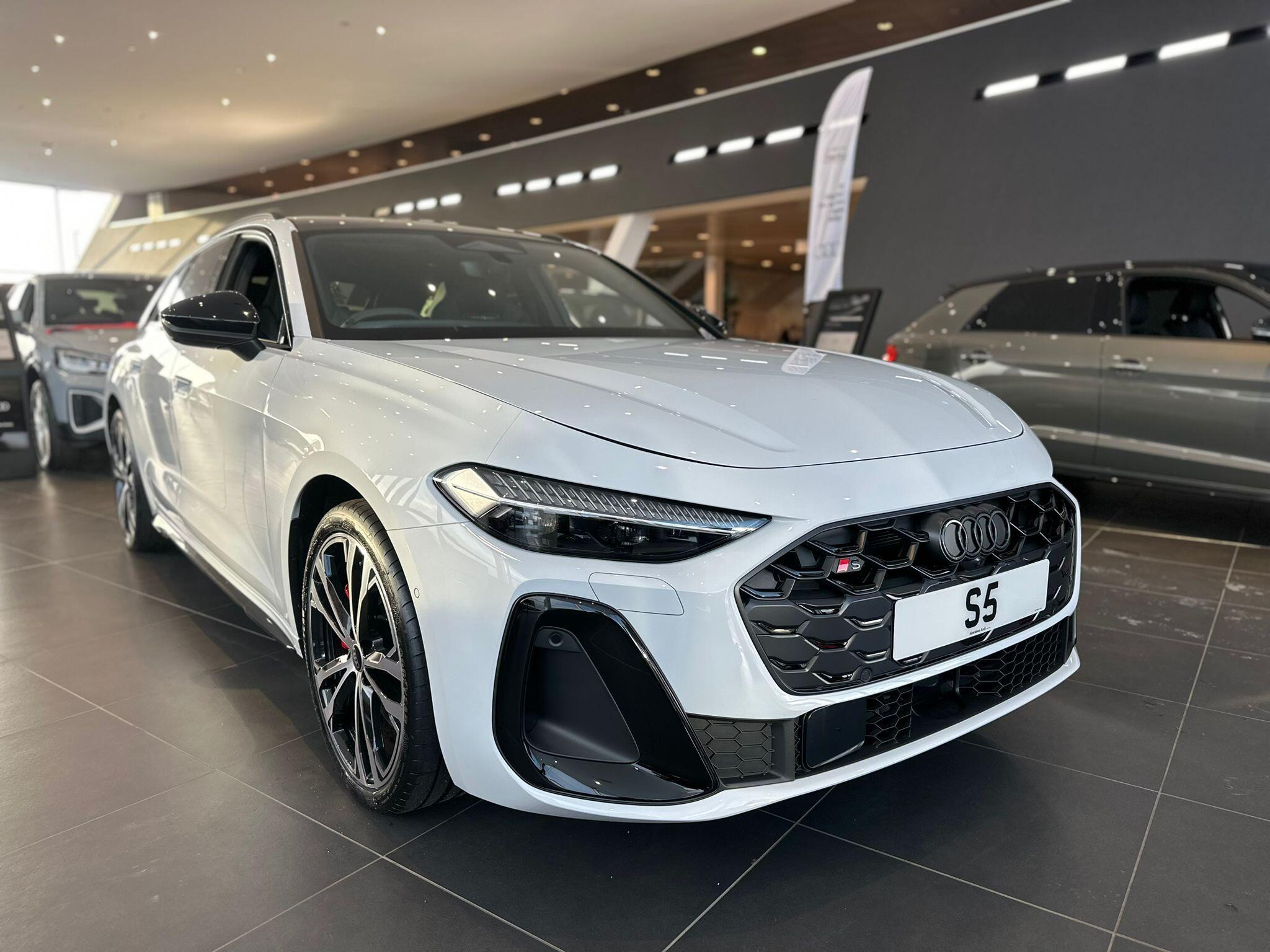 Main listing image - Audi A5