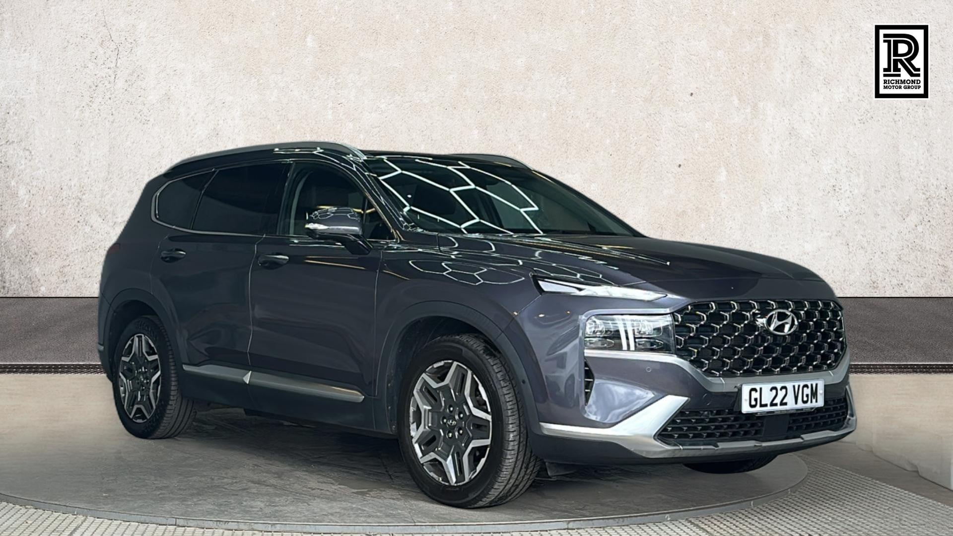Main listing image - Hyundai Santa Fe